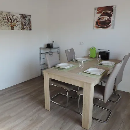 Landblick Apartment *